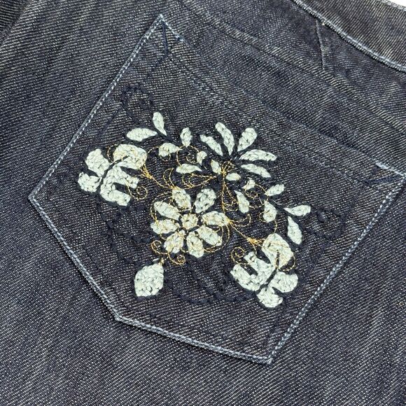Chico's Platinum Denim Jeans Bottoms Luxury Stitched Design Floral Womans Size 3 - Picture 6 of 9